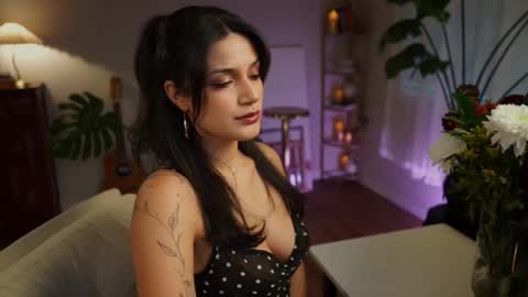 Snapshot of jadeperez_ chatting on October 19, 12:34 am Jade online show from October 19, 12:34 am