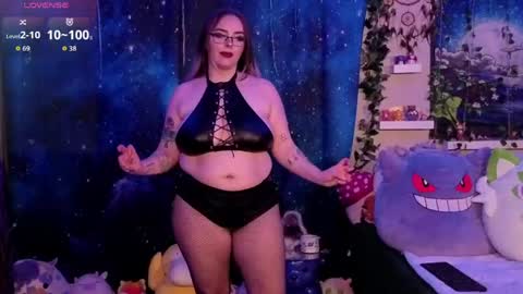 jadeplant online show from May 20, 11:46 pm