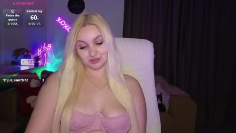 Jane online show from May 17, 8:41 pm
