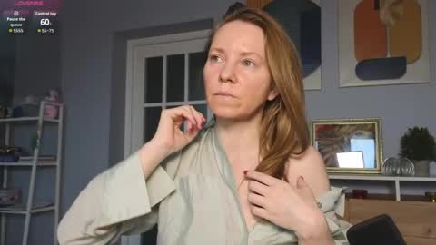 janepearl online show from May 18, 4:07 am