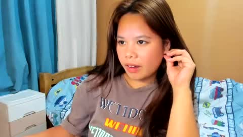 janeyoun18 online show from July 28, 7:39 pm
