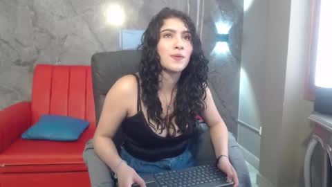 Snapshot of janitaa chatting on October 16, 7:49 pm Jan online show from October 16, 7:49 pm