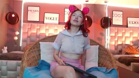 janne online show from November 8, 1:49 pm