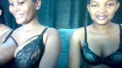 jannyshiko75 online show from May 19, 12:34 pm