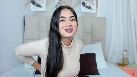 Jaslyn online show from January 25, 2:19 pm