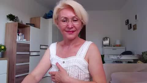 Jasmin room for people 40 online show from May 2, 1:14 pm