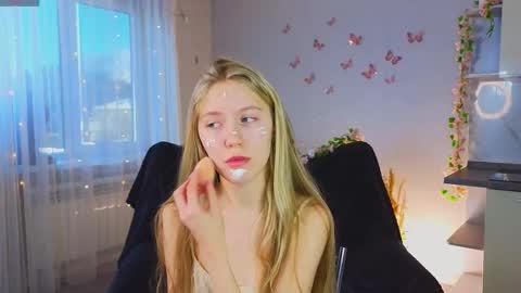 Chloe online show from January 19, 7:26 am