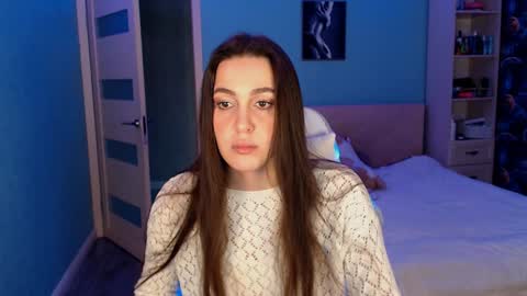Jasmine online show from December 15, 10:37 pm