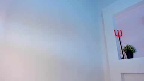 jasminebella0 online show from October 31, 11:09 pm