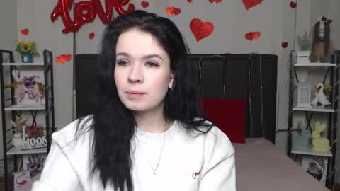 JasmineKouch online show from February 1, 6:23 am