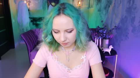 Jasmine online show from December 2, 7:10 am