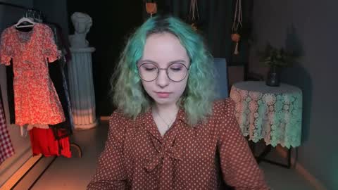 Jasmine online show from December 8, 5:18 am