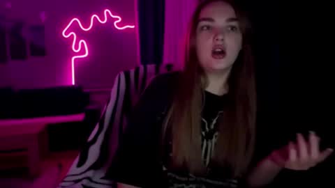 Ginny online show from January 17, 6:48 pm