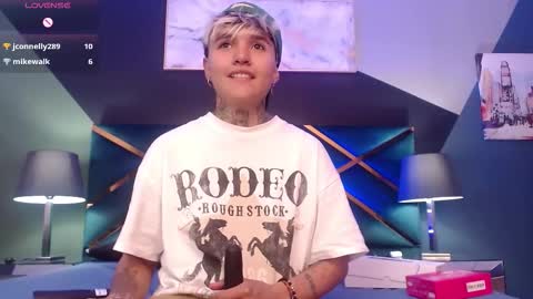 JAX online show from February 8, 4:05 am