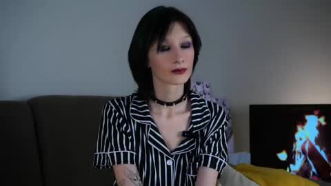 Emma online show from May 20, 11:18 am