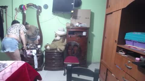 jazmim online show from January 26, 11:06 am
