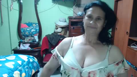 jazmim online show from January 24, 12:42 am