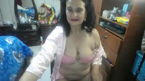 jazmim online show from May 24, 1:21 pm