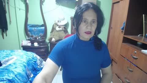 jazmim online show from February 4, 12:19 am