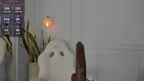 Jasmine  online show from November 18, 7:26 pm