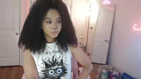 Jazmine Fox online show from March 3, 6:47 pm