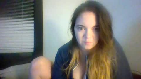 Snapshot of jazzyrae97 chatting on February 11, 4:44 am Jazzyrae online show from February 11, 4:44 am
