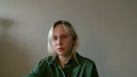Hi Im Stella online show from October 14, 4:48 am