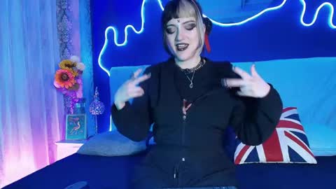 Jean online show from May 22, 7:56 pm