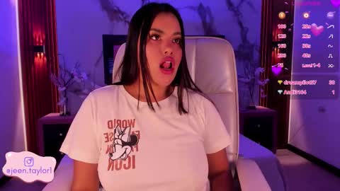 Jeen Taylor online show from February 4, 10:13 pm