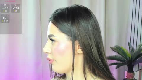 Jelisse online show from January 12, 10:45 am
