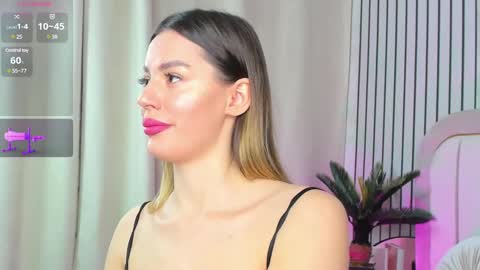 Jelisse online show from December 16, 2:05 pm