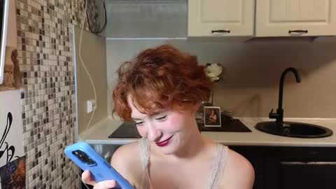 Snapshot of jelly_cherry chatting on September 25, 9:12 pm Emily online show from September 25, 9:12 pm