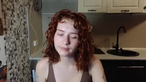 Snapshot of jelly_cherry chatting on October 1, 8:47 pm Emily online show from October 1, 8:47 pm