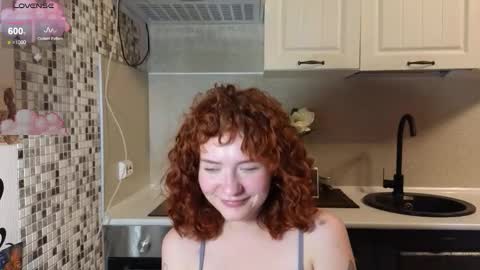 Snapshot of jelly_cherry chatting on October 12, 8:55 pm Emily online show from October 12, 8:55 pm