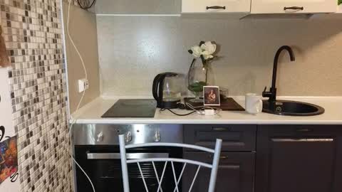 Snapshot of jelly_cherry chatting on October 2, 8:47 pm Emily online show from October 2, 8:47 pm
