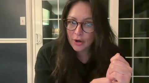 Jelli online show from December 27, 8:45 am