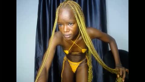 Linda online show from October 21, 5:39 pm