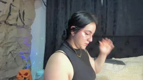 jeniferpowell_nm online show from October 31, 11:25 am