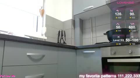 jen online show from October 15, 6:16 am