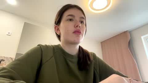 Mary online show from April 10, 9:15 am