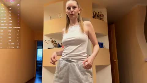 Jen online show from June 30, 4:28 pm
