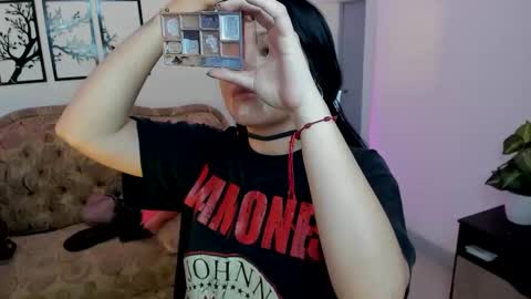 Snapshot of jenn_cg chatting on February 27, 9:14 pm jenn online show from February 27, 9:14 pm