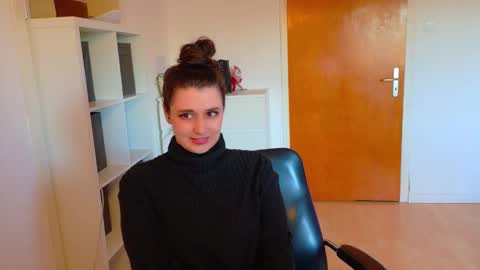 jennasxy19 online show from January 13, 2:00 pm