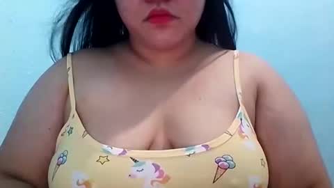 jennalyn_19 online show from January 11, 1:49 pm