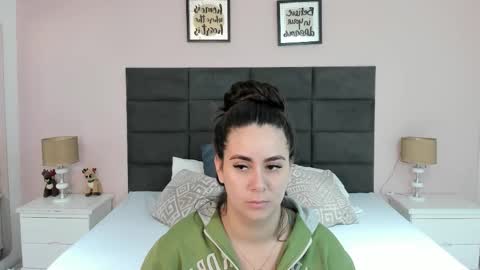 jenner_madison online show from January 15, 11:27 am