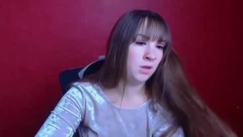 Jennifer online show from October 10, 7:02 am