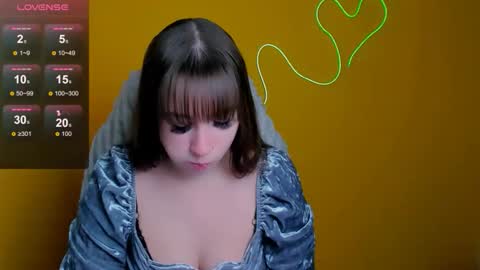 Jennifer online show from January 8, 12:31 pm