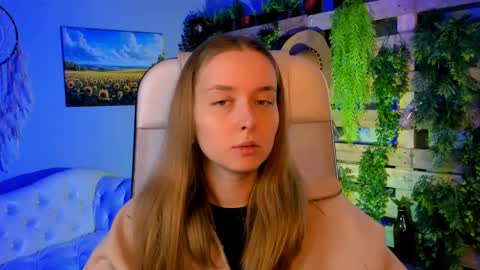 Jennifer online show from October 7, 9:46 am