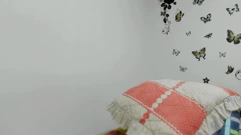 jenniferloveyou online show from May 22, 11:25 pm