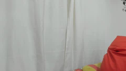 jenniferloveyou online show from February 17, 9:00 pm